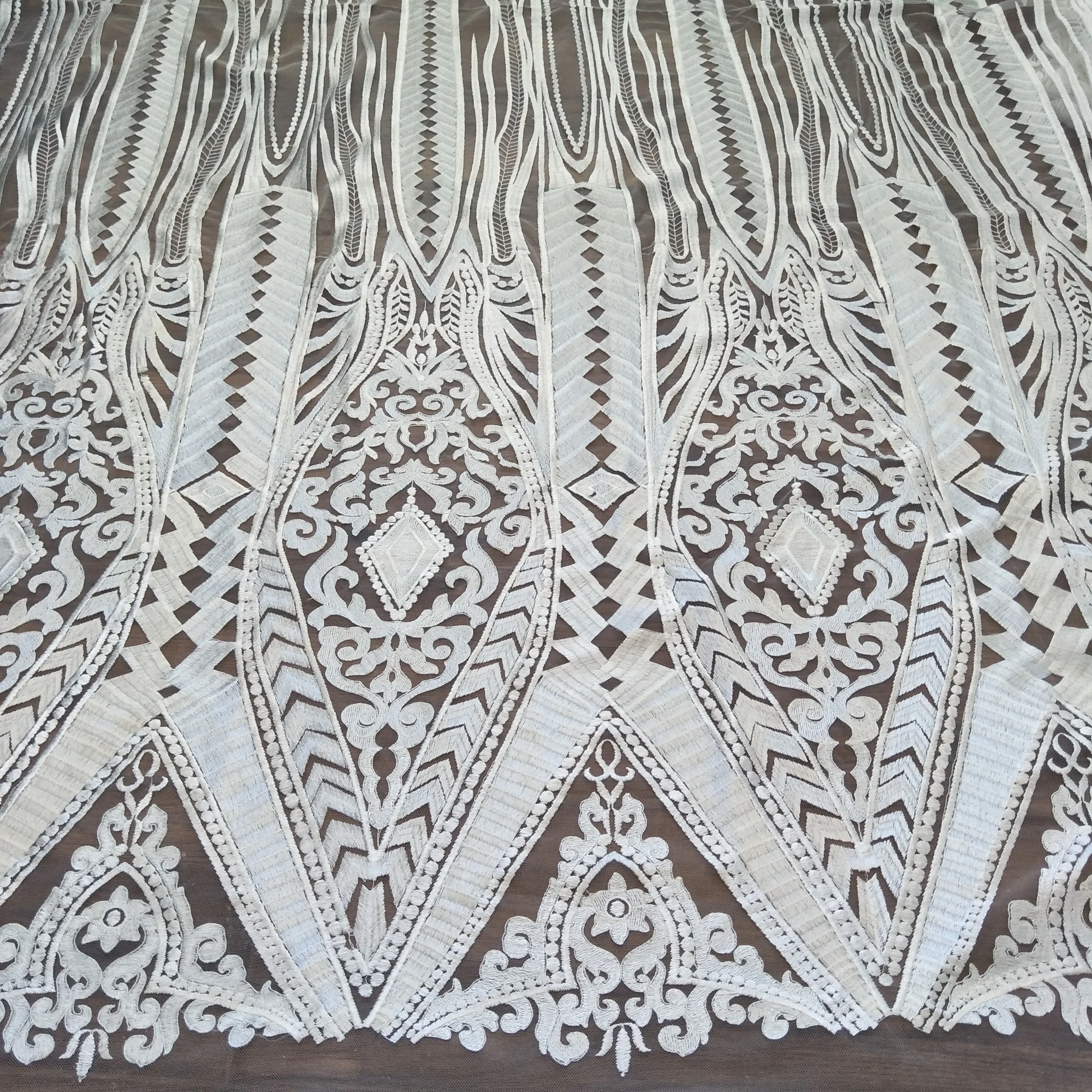 

（Discount sales promotion） wedding dress lace farbic ivory color sell by yard