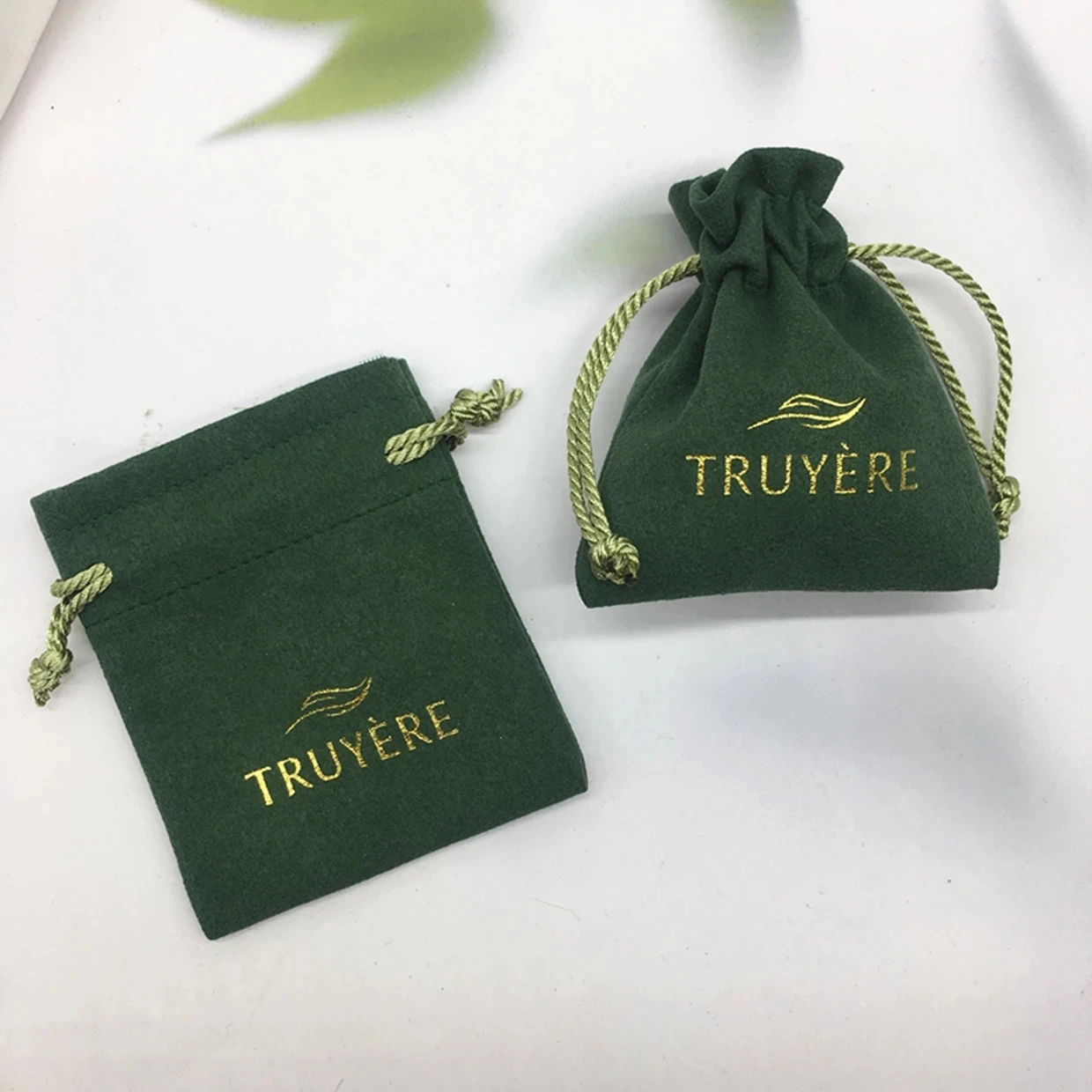 50pcs microfiber drawstring pouch personalized logo custom jewelry packaging pouch wedding favor bag cosmetic baguches bags