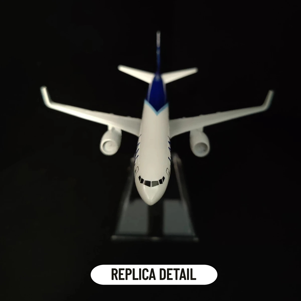 Scale 1:400 Metal Aiplane Replica 15cm LAN LATAM Airlines Model Aviation Miniature Xmas Kids Room Decor Gift Toys for Boys |