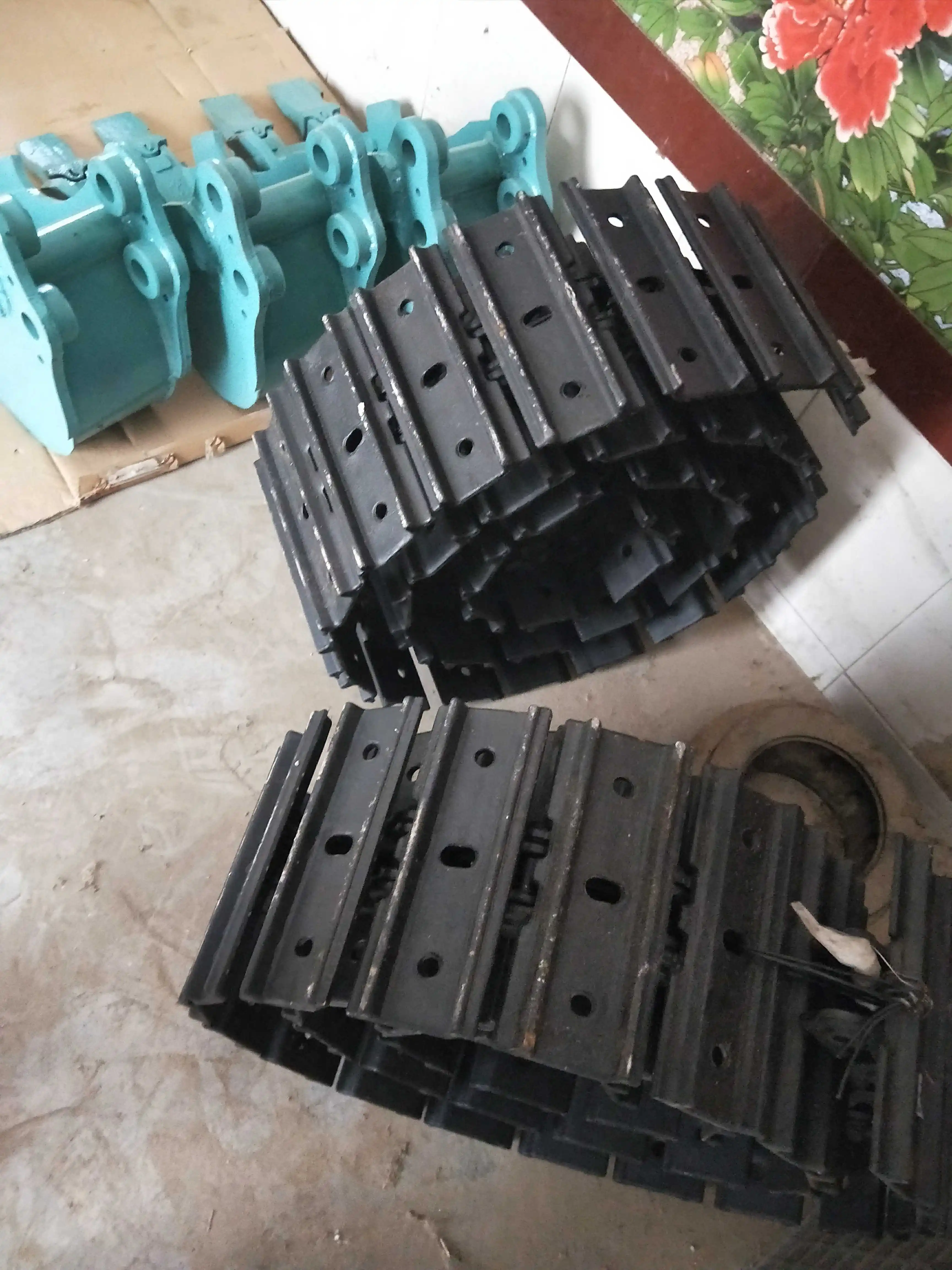 Применим для установки аксессуаров экскаватора Jiubaotian 15 микрокопающих железных