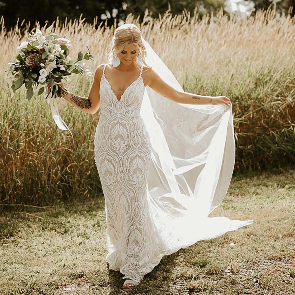 

Spaghetti Straps Woodland Rustic Maxi Wedding Dress Custom Made Boho V Neck Open Back Mermaid Lace Zipper Plus Size Bridal Gowns