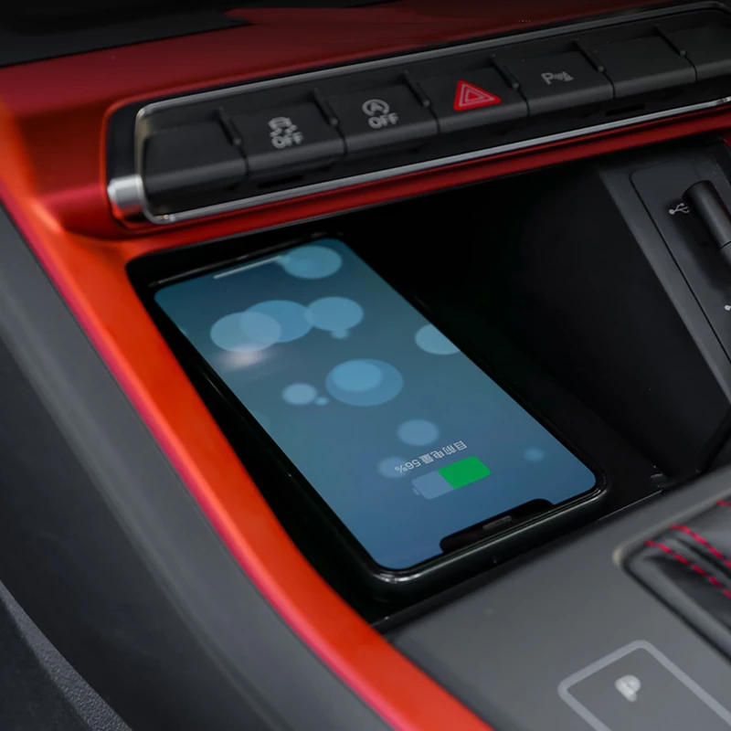 Автомобильный держатель для быстрой зарядки беспроводной Audi Q3 SQ3 2022 2023 15 Вт