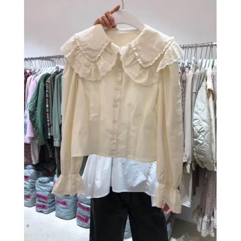 

Fashion Woman Blouse 2023 Shirts Spring Fashion Sweet Casual Doll Collar Trumpet Sleeve Short Shirt Top Woman Korea