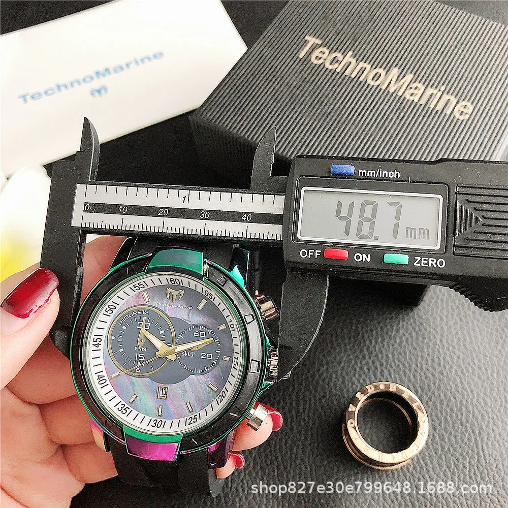 Рисунок 4 - Роскошные модные квадратные женские часы