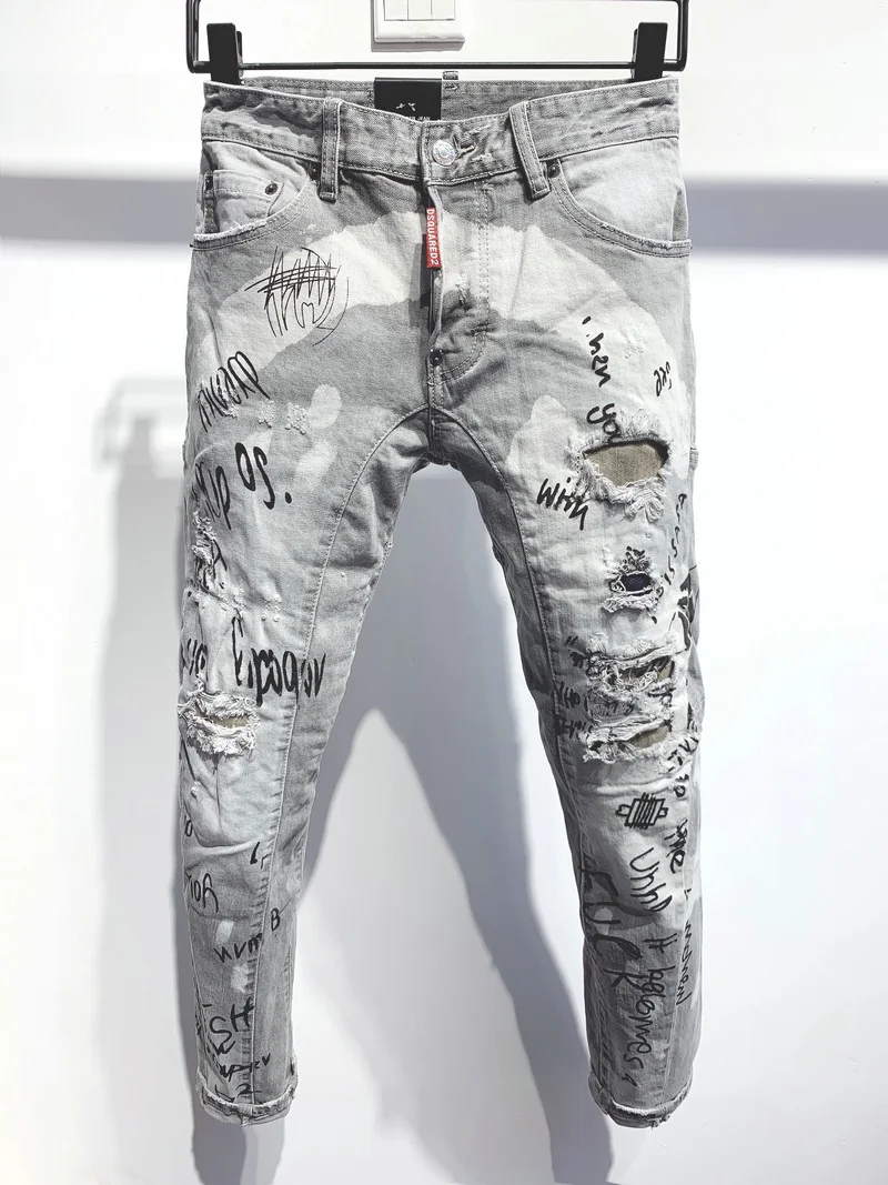 

New DSQUARED2 Men's/Women Fashion Trendy Self-Cultivation Gray Paint Ripped Ink Jeans 339