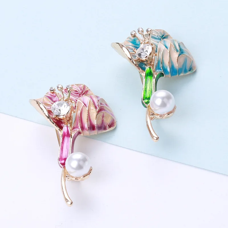 

Korean Version Creativity Fashion Women Enamel 2-color Pearl Flower Brooches Jewelry Gifts