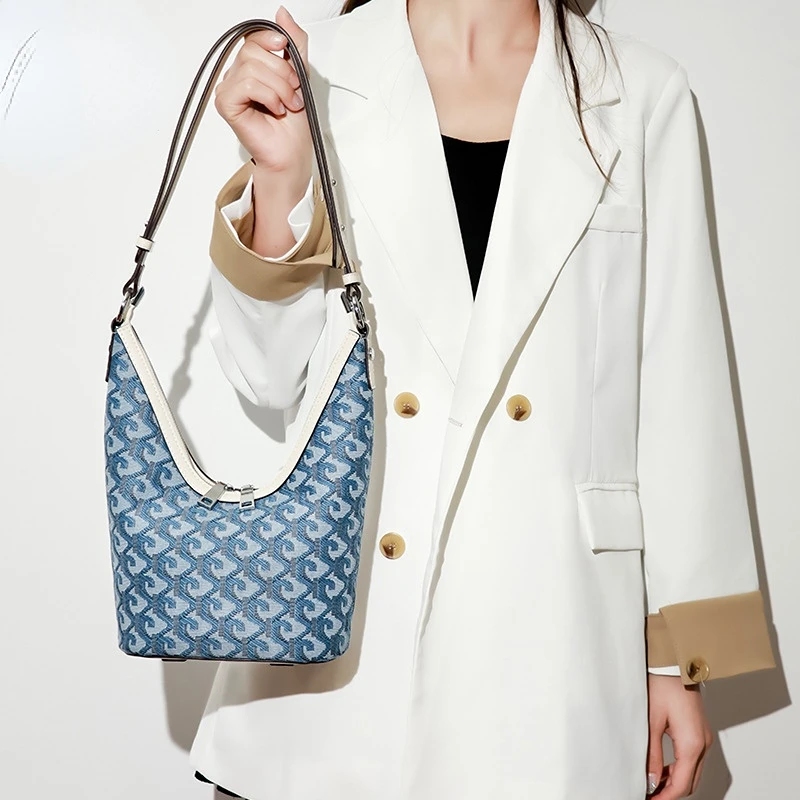 

2023 модная сумка через плечо для женщин, сумка в форме полумесяца, Женский Повседневный Кошелек, дизайнерские женские сумки-Хобо с полумесяц...