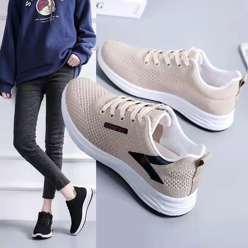 

Women's casual sports shoes 2023 Summer New Soft Sole Lightweight Running Shoes Breathable and Comfortable Mom's Shoes