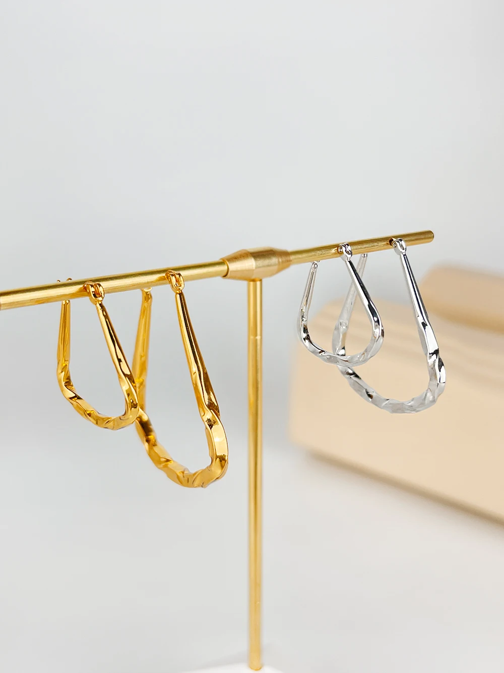 Модные минималистичные полые серьги-кольца Peri'sBox геометрические витые Серьги