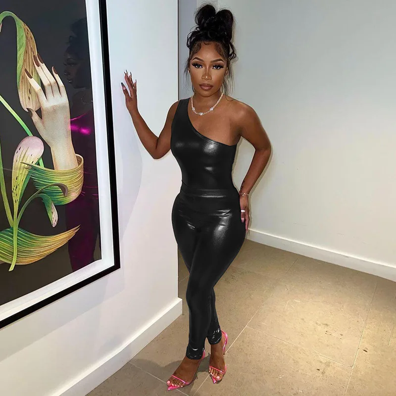 European And American Style 2023 Spring New Women's Sexy Bright Face Faux Leather One Shoulder Top High Waist Wrap Hip Pants Set