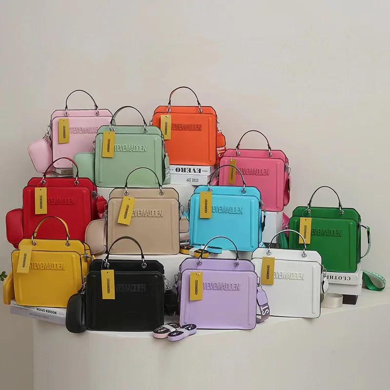 

Designer Handbags women bag Letters Embossed Satchels Flap Top-handle Bags new Casual Commute Bag Ladies Shoulder Messenger Bags