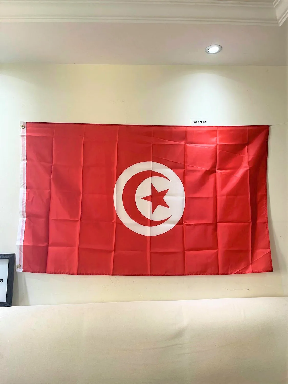 

Tunisia Tunisie TUN TN Flag 90X150cm 3x5FT Polyester A Red Star And Crescent Tunisian National Flags For Decoration