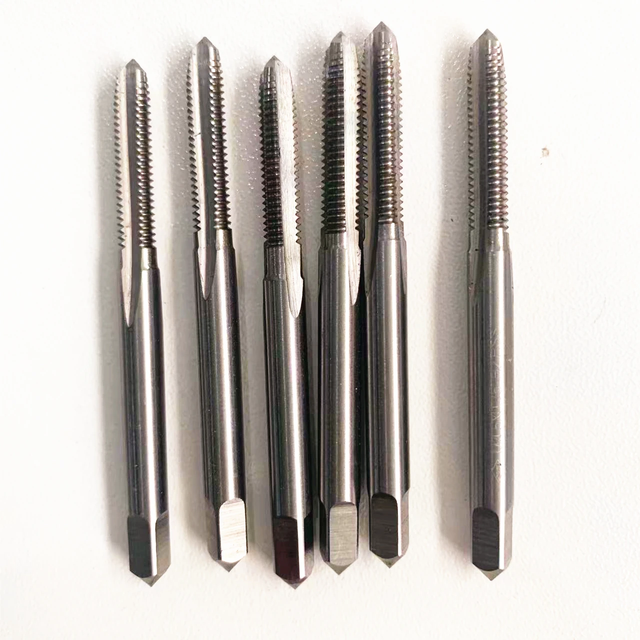 

Новый впускной фильтр топливной форсунки 093152 -0320 Инструмент для снятия фильтра Common Rail 0931520320