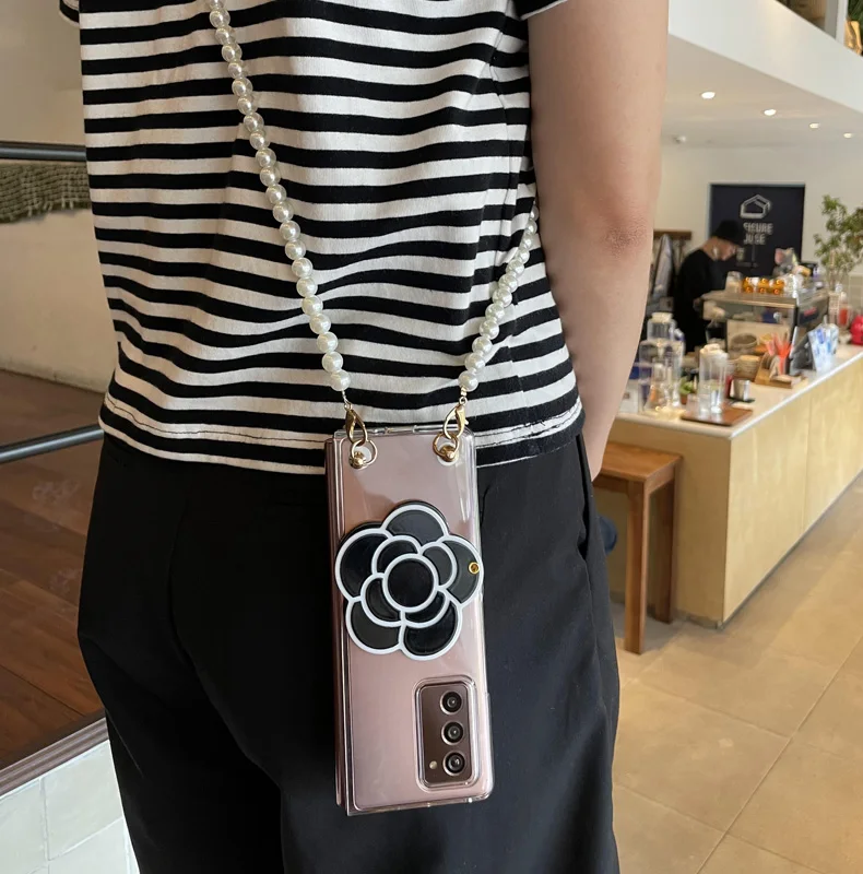 

Luxury Pearl Lanyard Chain Phone Case For Samsung Galaxy Z Fold 2 Clear Etui ZFold 3 4 Cute Flower Mirror Shockproof Cover Coque