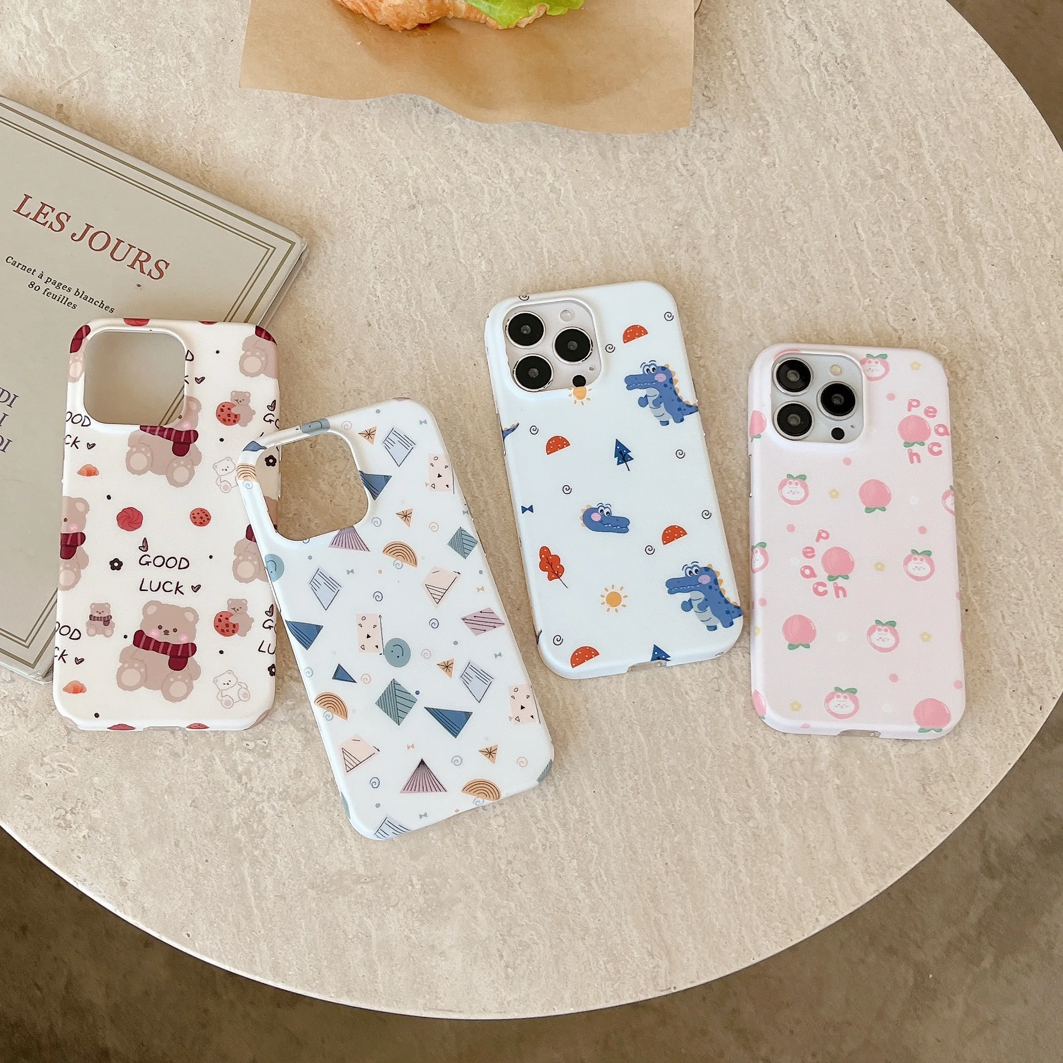 

Cartoon cute for iPhone14promax mobile phone shell Silicone soft shell 13promax for girls 12promax popular latest 3 bear pattern