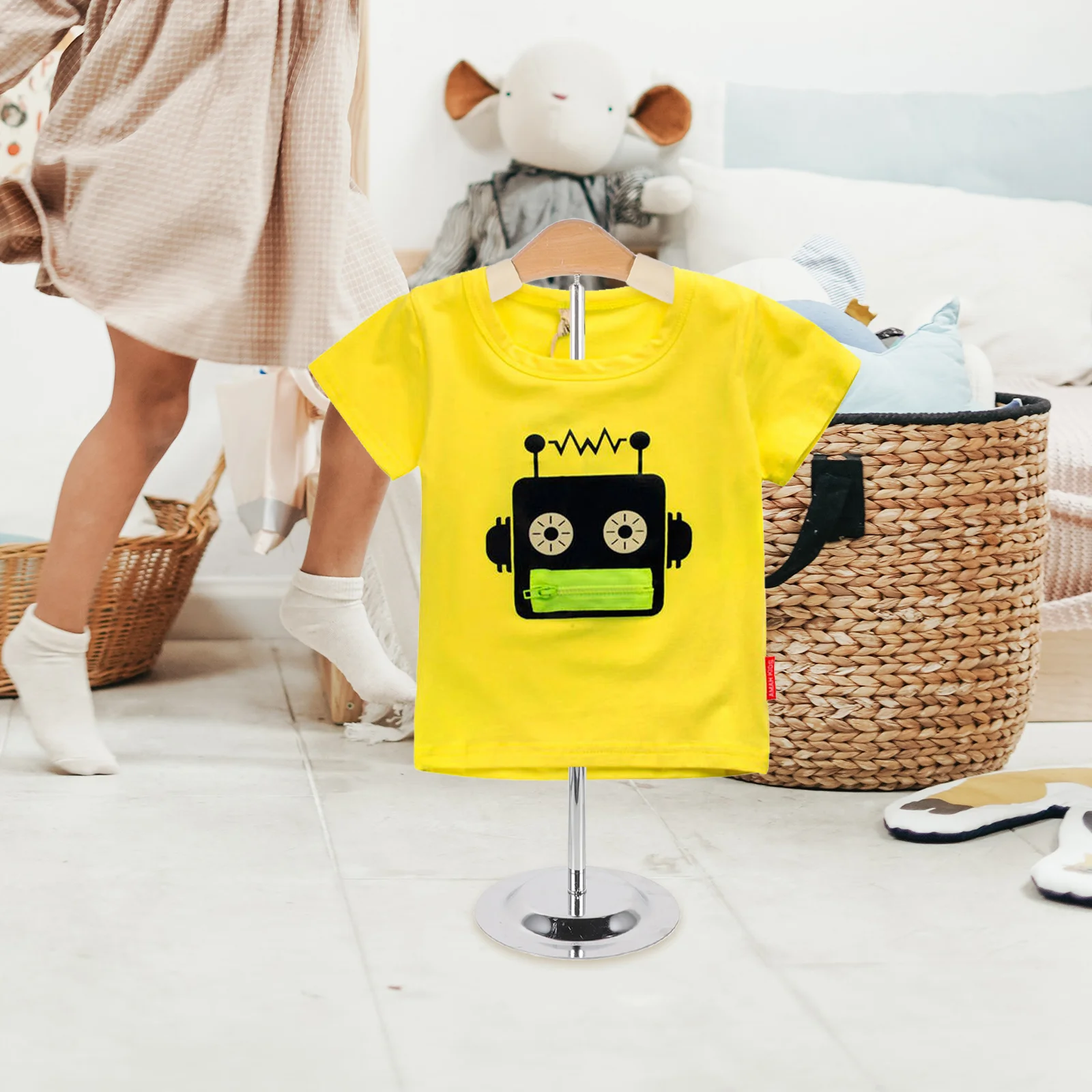 

Coat Rack Stand T Shirt Display Flexible Shoulder Stand Shirt Rack Portable Hanging Clothes Rack Metal Clothes Hanger