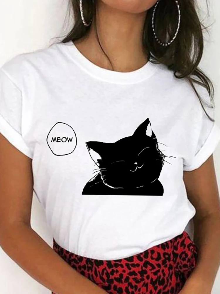 

Женские футболки с милым мультяшным котом, новинка 2022, милый летний модный милый Принт с коротким рукавом, милая одежда, топы, футболки, футб...