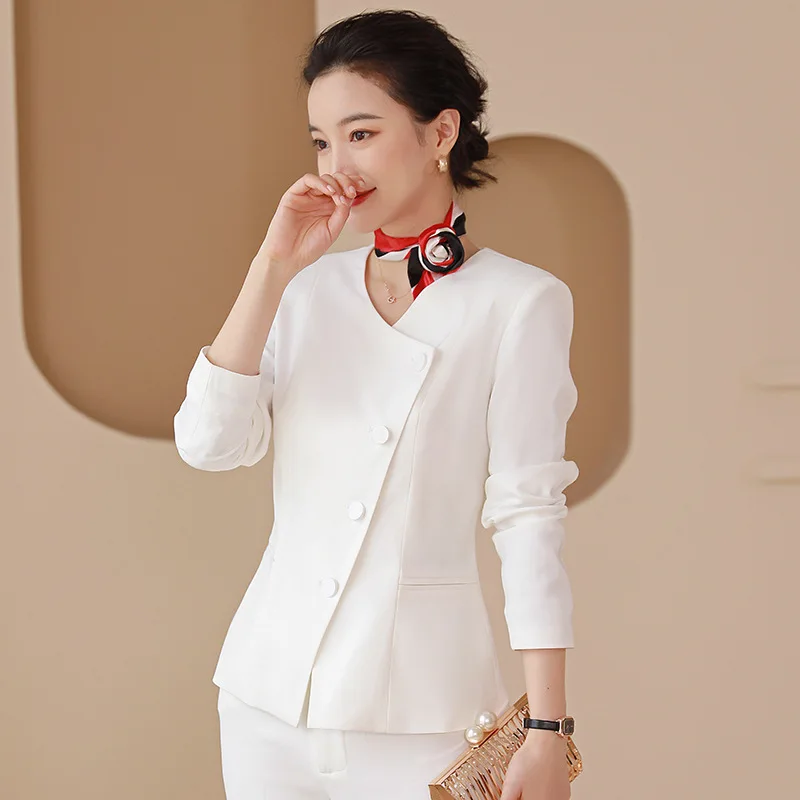 Женское фиолетовое пальто |