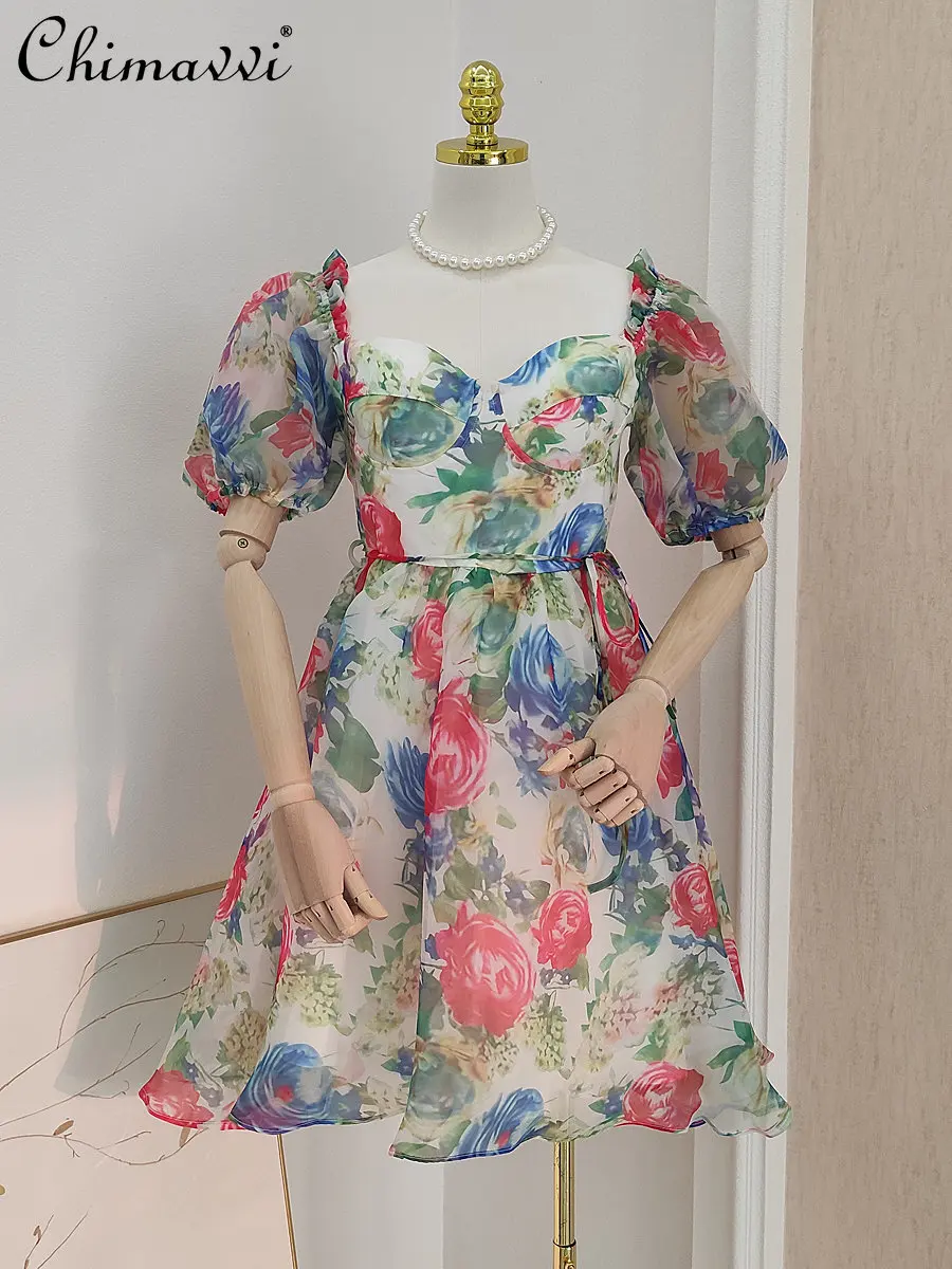 

Платье-пачка из органзы с низким вырезом и рукавами-фонариками