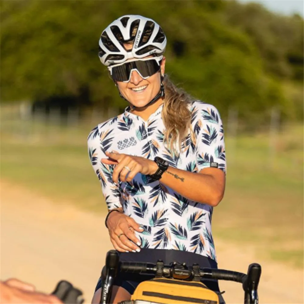 

2022 Tres Pinas Wild Pine Pro Jersey Sets 3 Pineapples Bicycle Short Sleeve Cycling Clothing Roupa Ciclismo Feminina Bib shorts