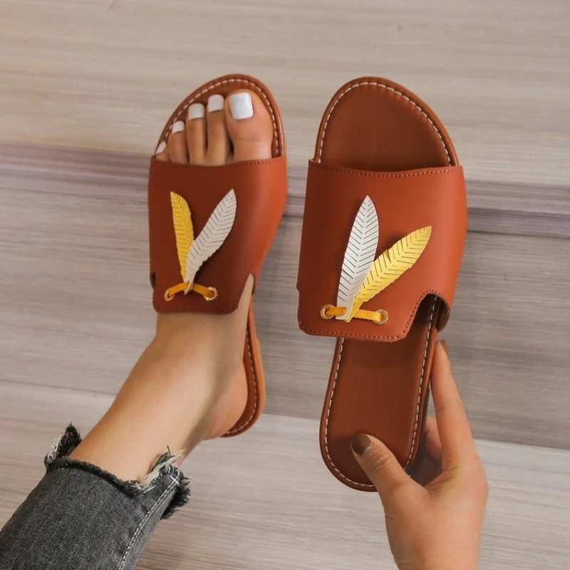 

2023 New Women's Shoes Open Toe PU Women's Slippers Summer Fashion Outdoor Beach Slippers Solid PU Flat Bottom Slippers