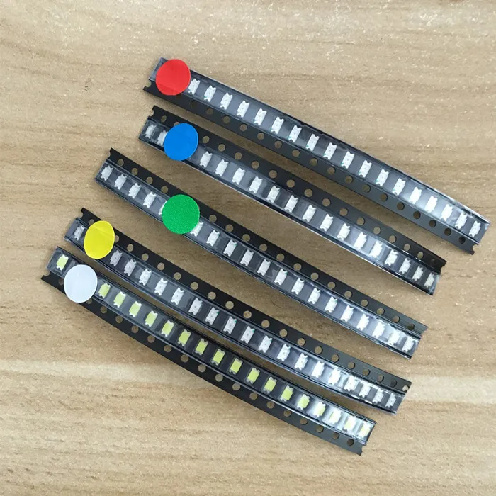 

5 colors x20pcs =100pcs 1206 SMD LED light Package Red White Green Blue Yellow 1206 led kit Free Shipping