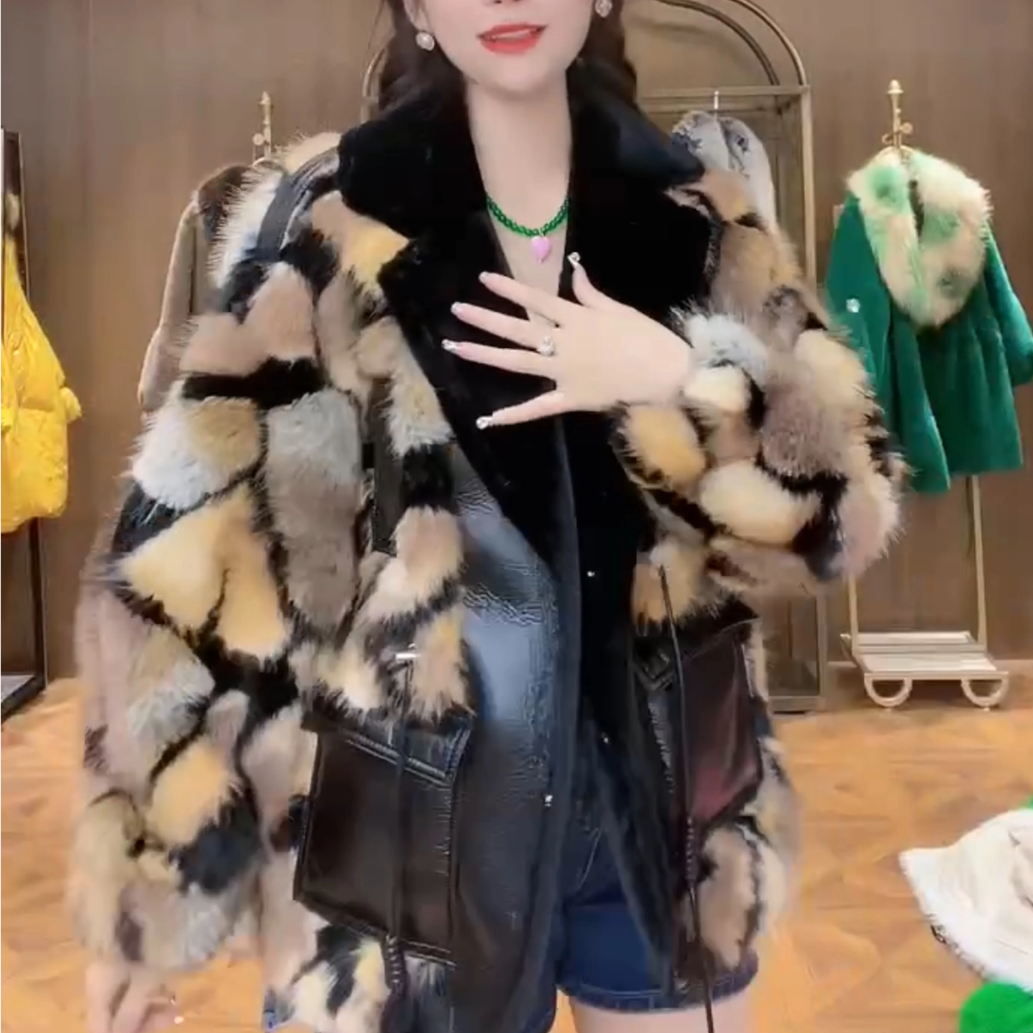 European Fur Long Sleeve Women's Toka Double Face Wool Leather Warm Coat Winter Heavy Sequins Casual Loose Streetwear Fur Jacket