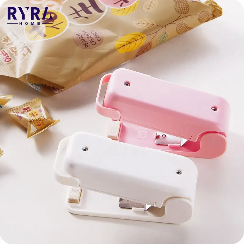 

Mini Portable Sealing Machine Thermal Plastic Food Bag Closure Sealer Food Packaging Kitchen Household Storage Packing Clips
