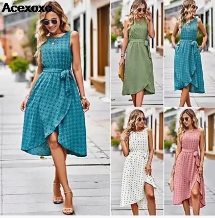 

Sleeveless crew neck lace dress