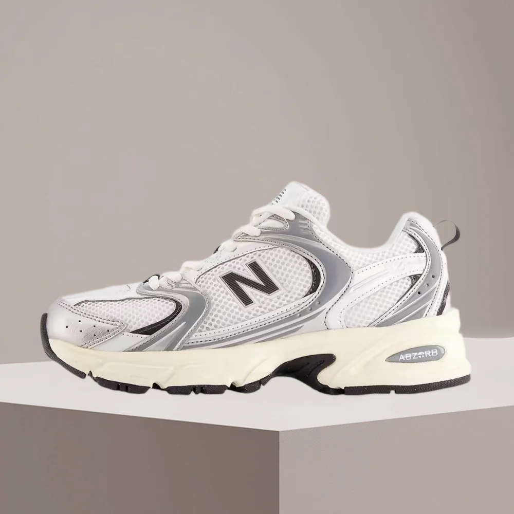 Фото Кроссовки New Balance NB530 унисекс для тренировок и бега – серебристые, легкий тканевый верх, прочные и удобные U530ESA №1