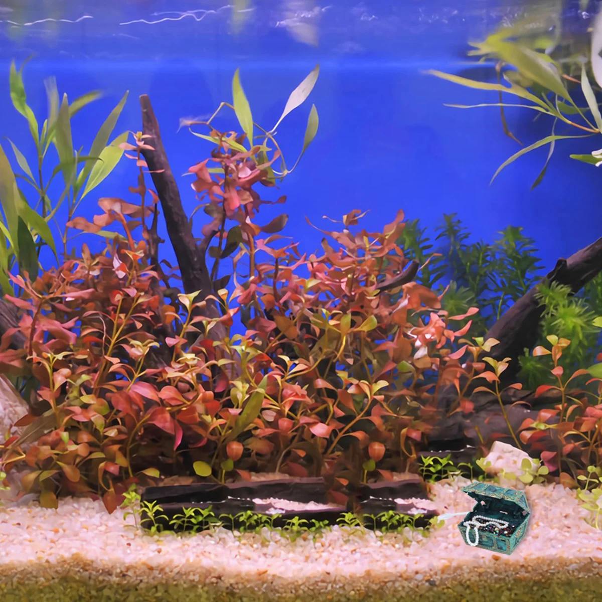 

1pc Ornament Resin Creative Artificial Beautiful Ornament for Tank