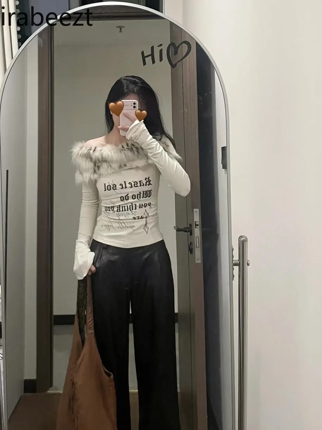 Футболка Spot American Sweet and Cool с меховым воротником на одно плечо и длинными рукавами