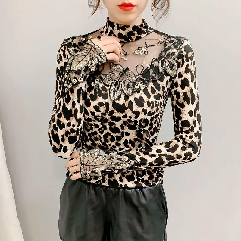 

Korean Fashion Slim Streetwear Printing T-Shirts Leopard Patchwork Lace Hollow Out O-neck Long Sleeve Pullovers Women Clothing