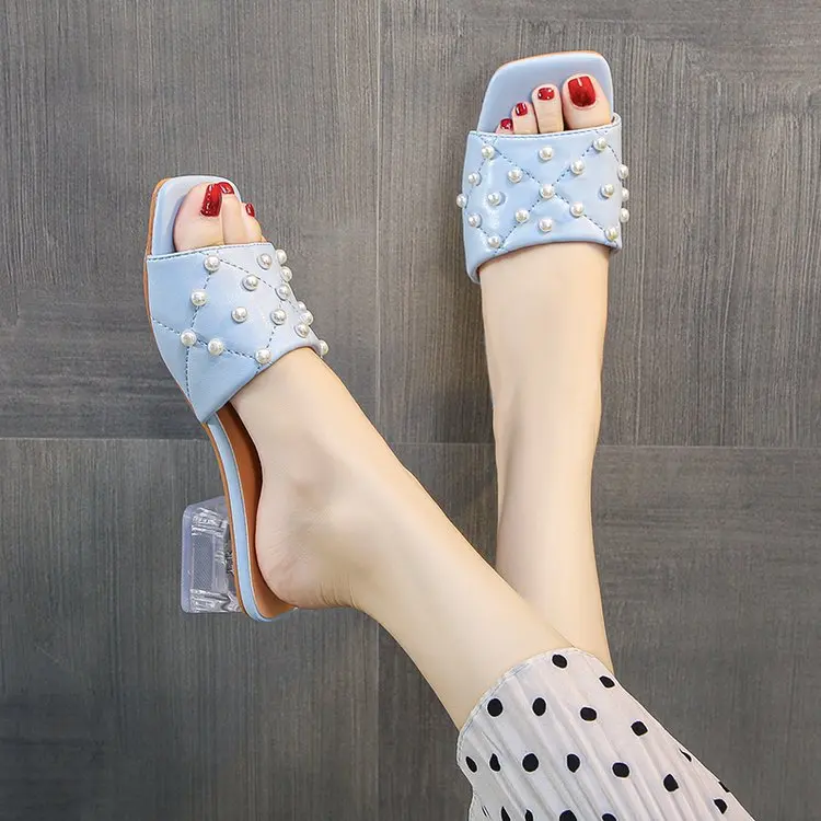

2022 Women Flat Heels Rivets Slippers Luxury Designer Leather Slides Flip Flops Woman Mules Shoes Plus Size 35-45