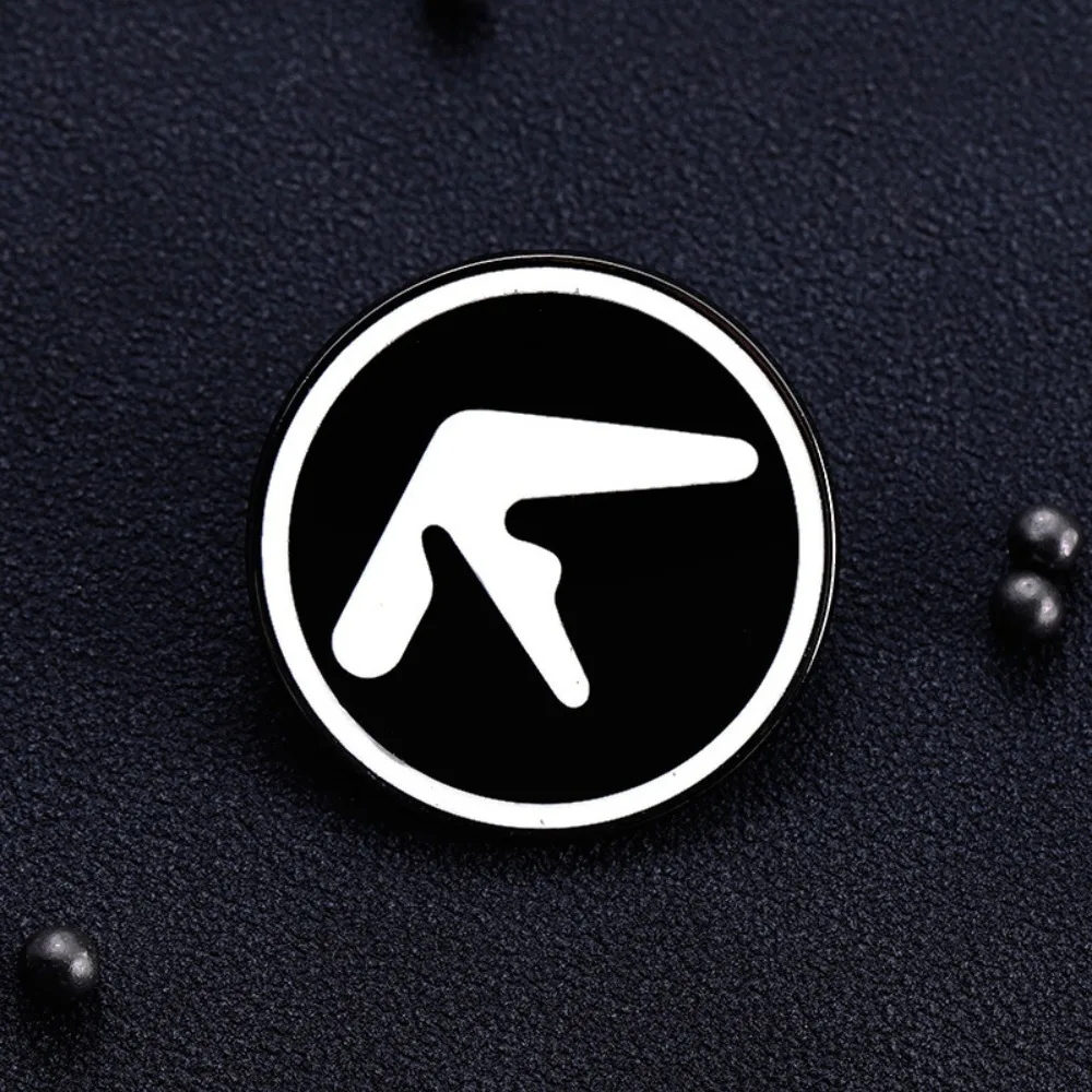 Фото Памятная медная булавка с логотипом Aphex Twin, мини-броши, аксессуары для одежды №1