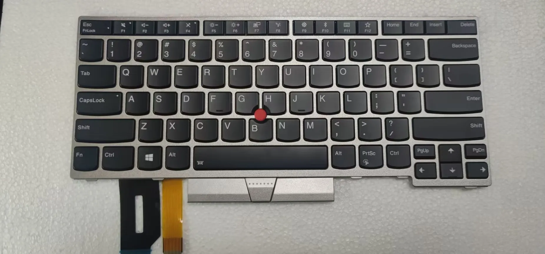 Клавиатура для Lenovo Thinkpad E480 E485 L380 L480 L490 T480s T490 с подсветкой и серебристой рамкой