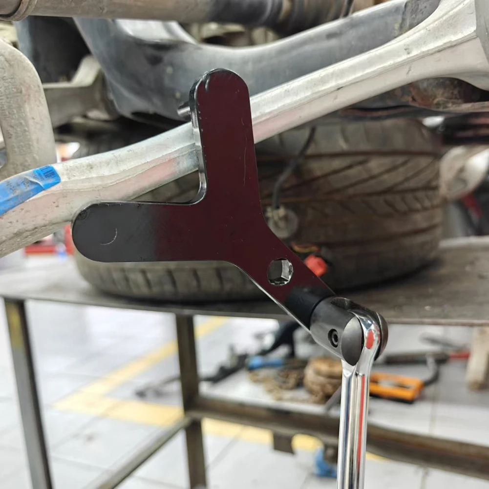 Инструмент для подъема нижнего рычага с автоматическим управлением. Портативный