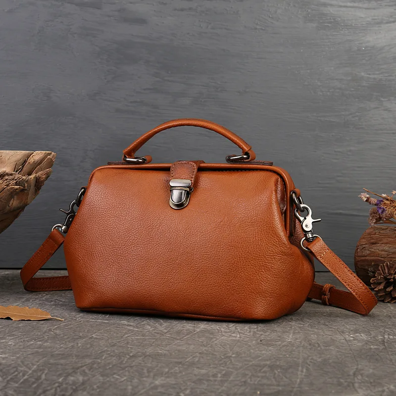 New leather handbag Women's head layer cowhide simple messenger bag Literature shoulder bag Fashion retro doctor bag