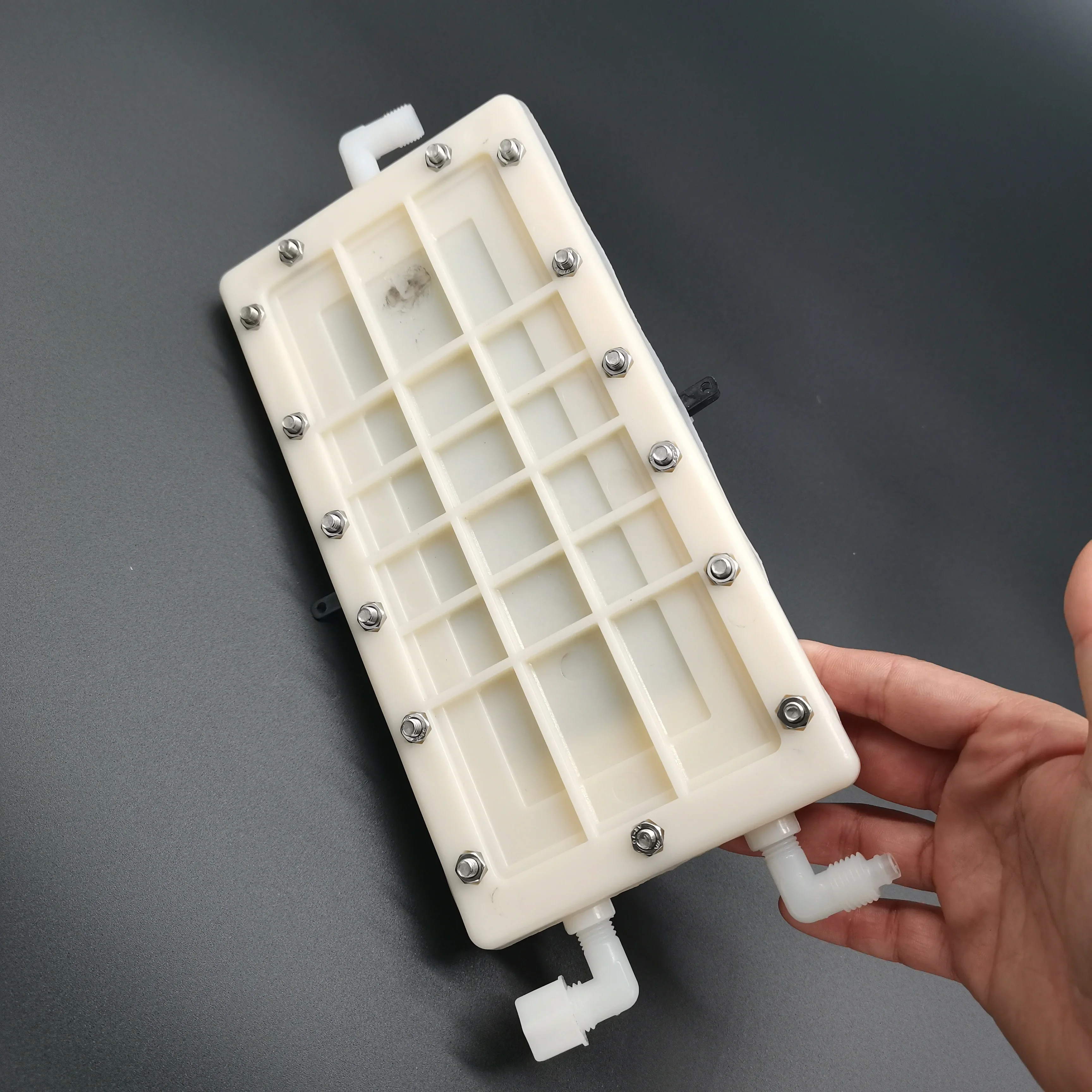 Титановый с платиновым покрытием анод небольшой Электролизный элемент для