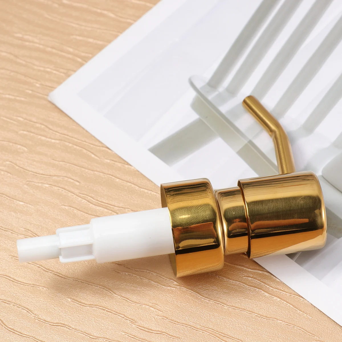 

1PC Metal Bottle Pumps Lotion Dispenser Replacement Soap Dispenser Pump Practical Lotion Pump Lotion Pump Lids