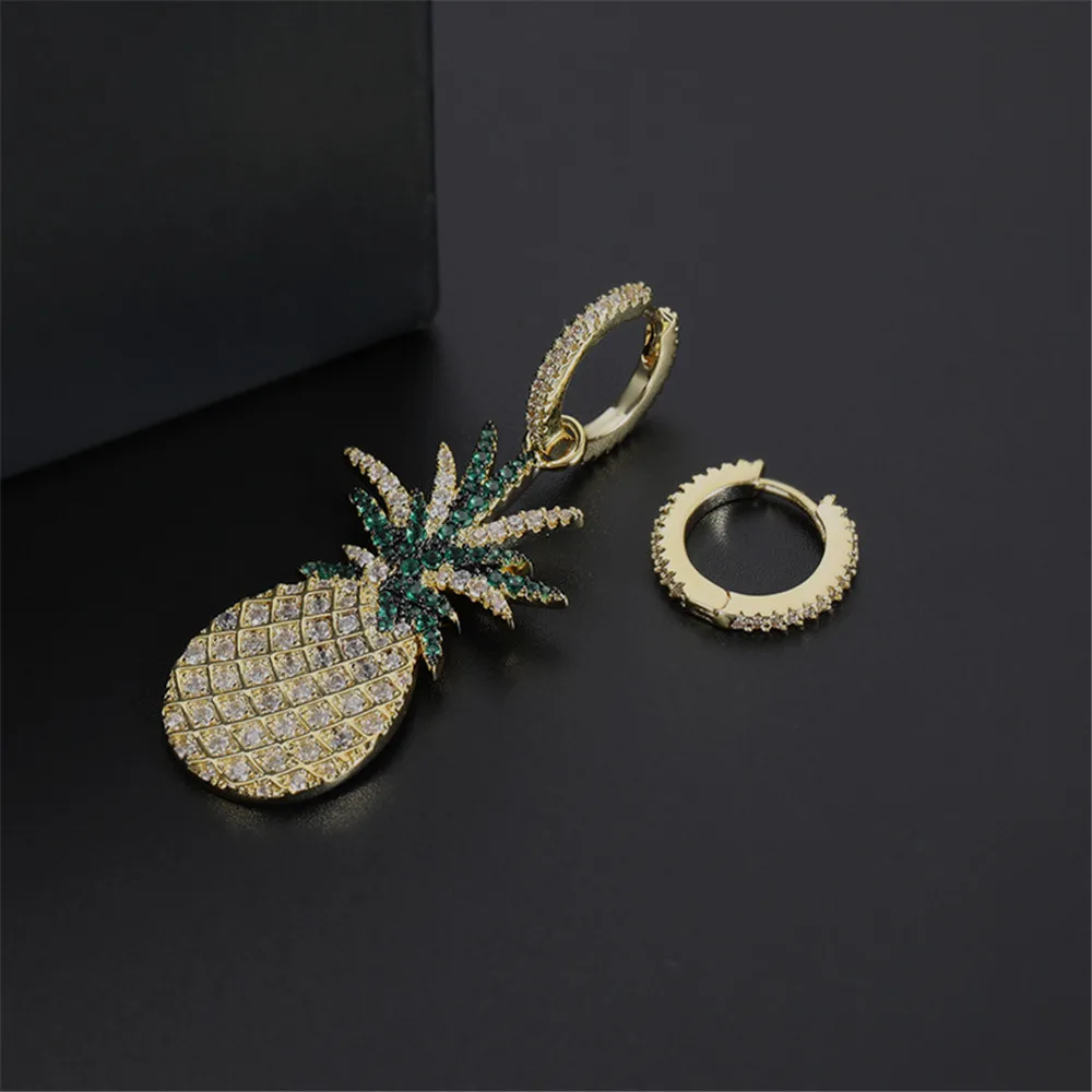 

APM STYLE High Quality 925 Sterling Silver Asymmetrical Pineapple Earrings Beautifully Inlaid With Diamond Gold Pendants