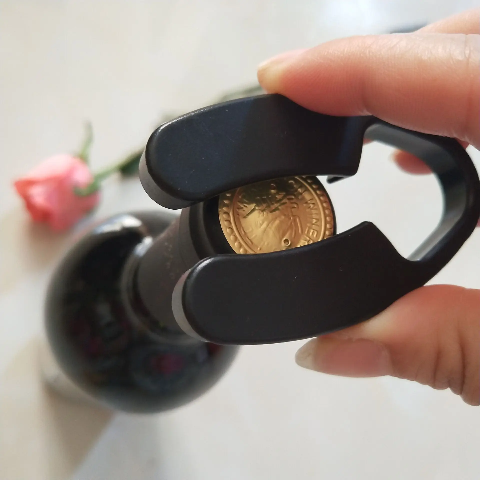 

Vintage Wine Bottle Foil Cutter Openers Stainless Steel Blade Bottle Tin Wrapper Opener Foil Cutting Machine Bar Kitchen Tools