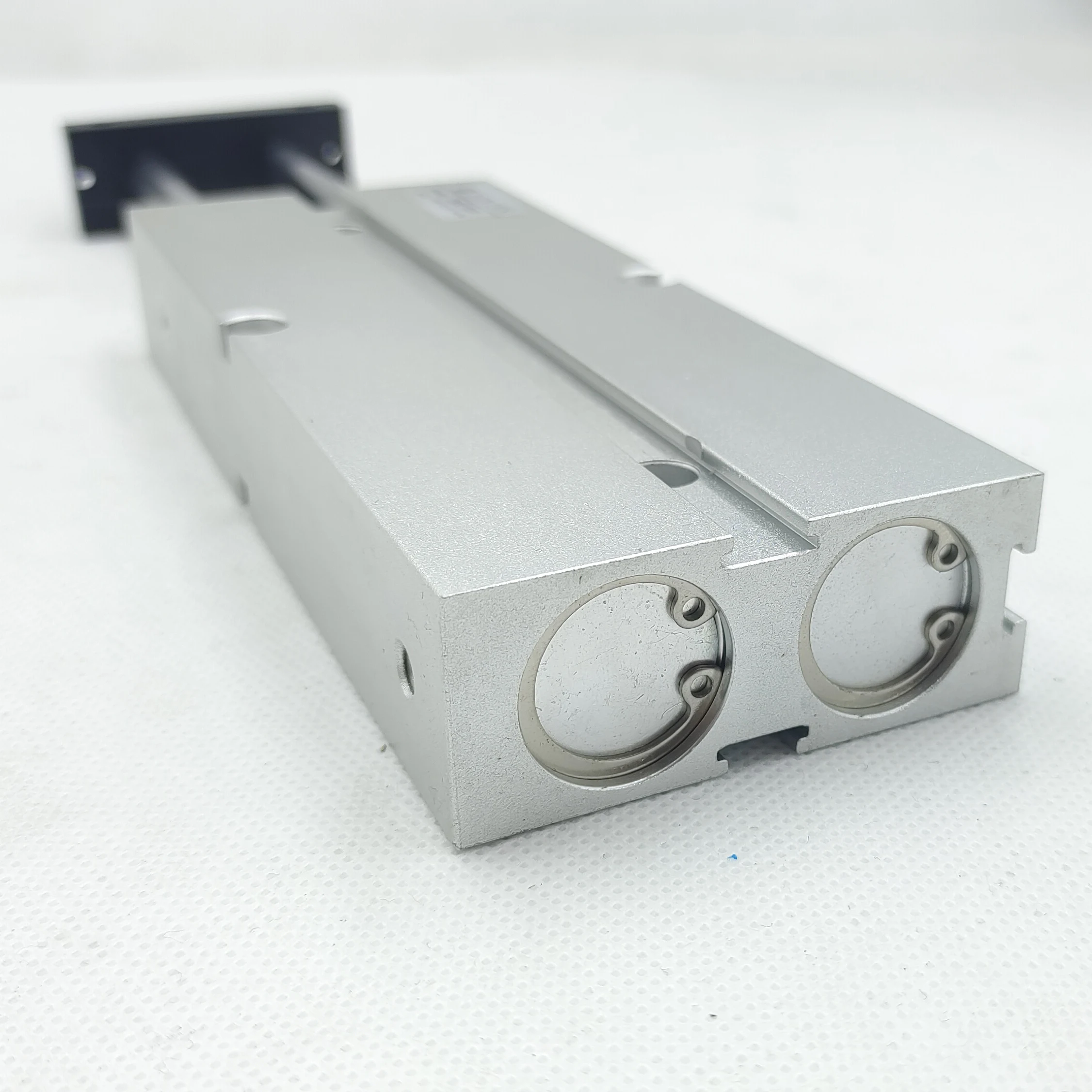 Цилиндр с двойным стержнем двумя стержнями направляющей Серия TN двойной