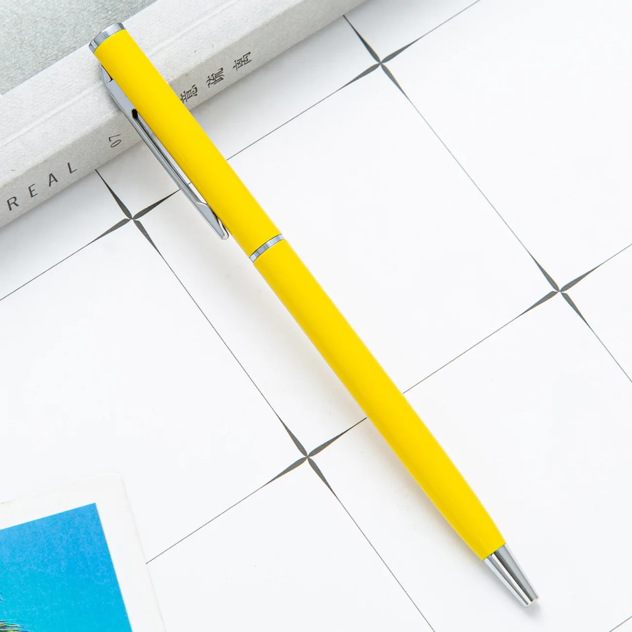 Шариковая ручка металлическая розовое золото тонкая с гравировкой - купить по