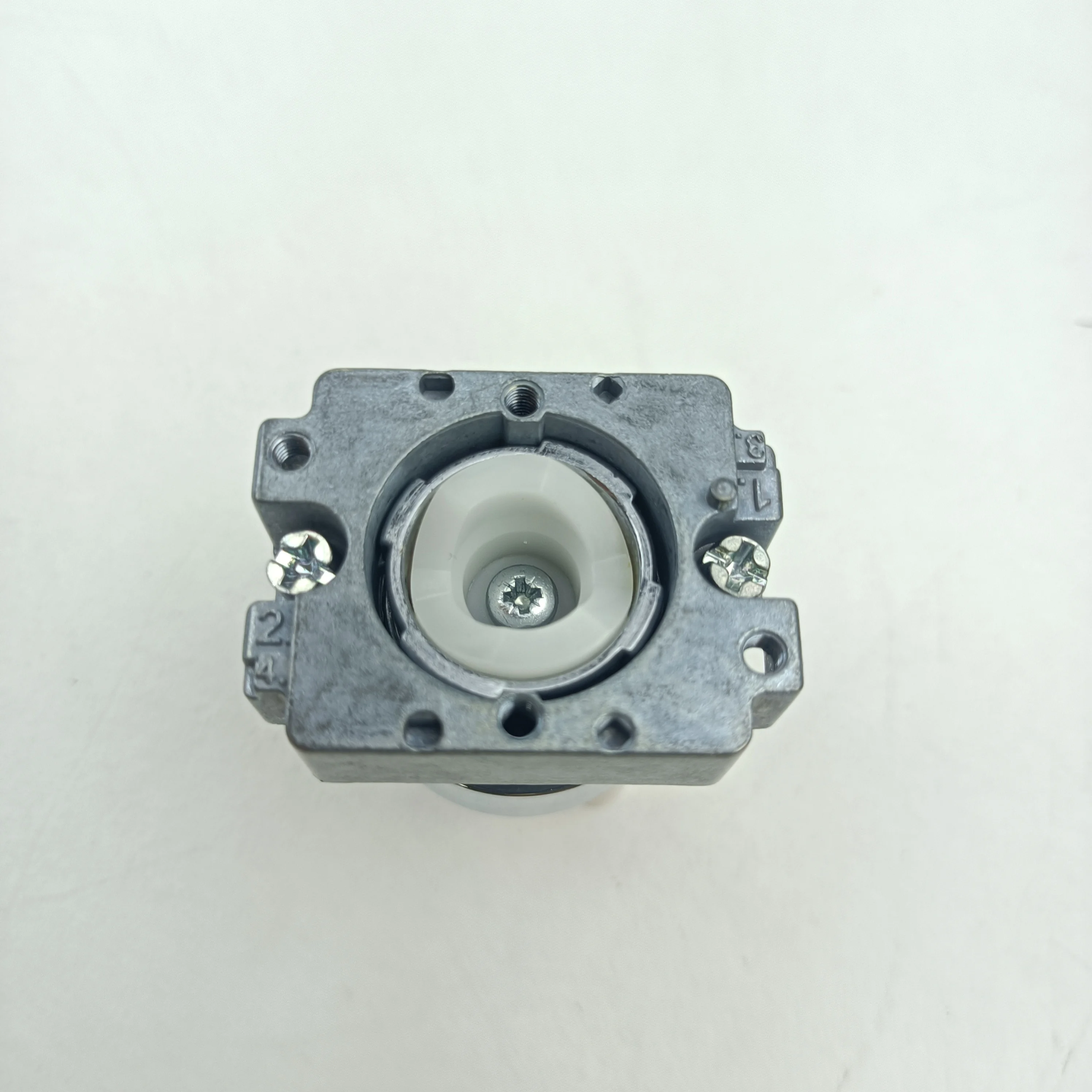 Рисунок 4 - Аппарат для анестезии GE Carestation