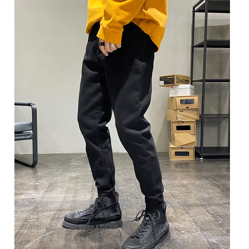 Streetwear Men 2022 New Pattern American Recreational Black Haren Pants Chaopai Small Trouser Leg Self-cultivation Jeans Autumn
