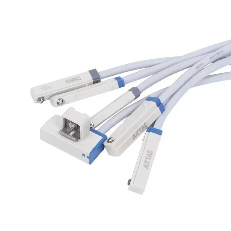 1Piece CMSE/CMSH/CMSG/CMSJ-020 DMSG DMSH 2W Magnetic Switch Sensor 100% Original &amp New