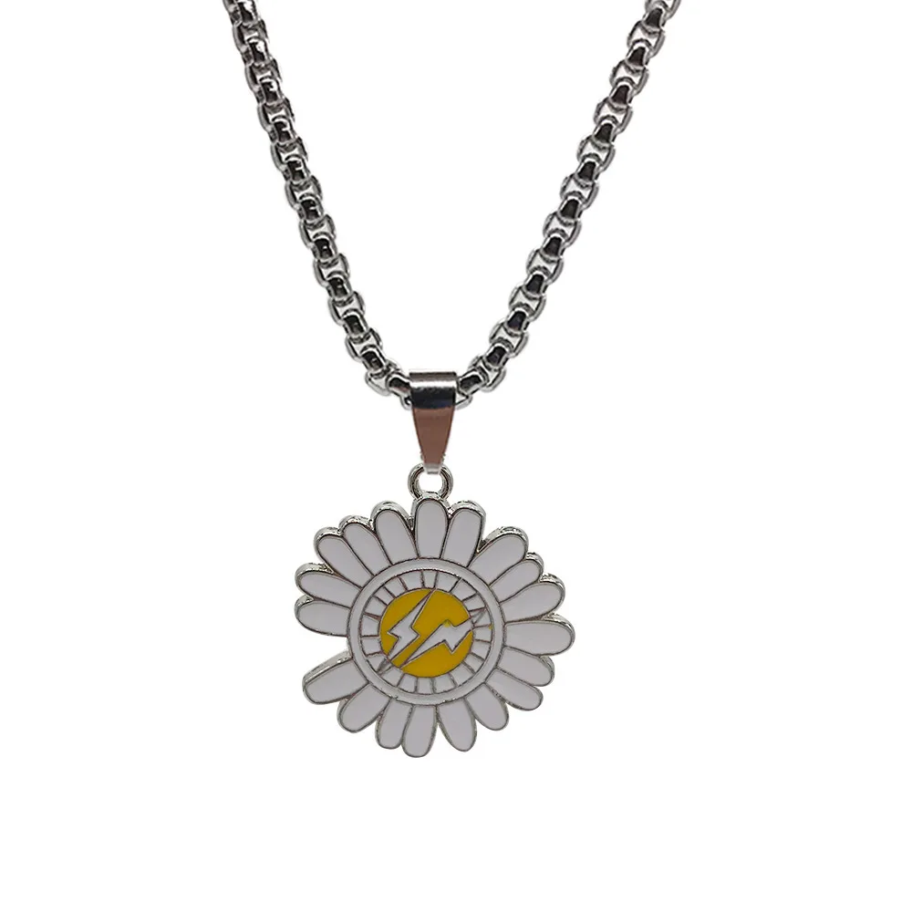 

Necklace Male Chrysanthemum Hip Hop Sweater Chain Accessories Disco Lightning Titanium Steel Fashion Female