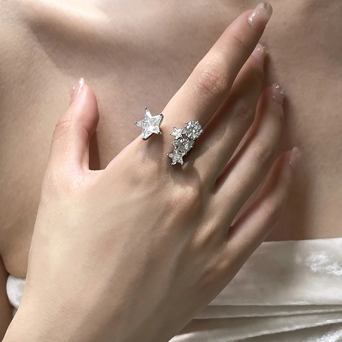 

Original design bright series simple sweet and cool girl ring opening ring ins index finger ring