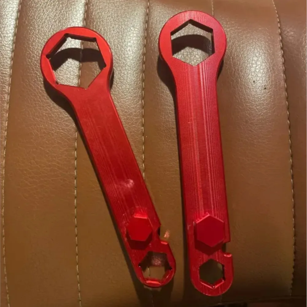 

Для Honda CRF1000L Africa Twin CRF 1000 L DCT LA Adventure Sport ADV Africa Twin Ключ для снятия оси Набор гаечных ключей